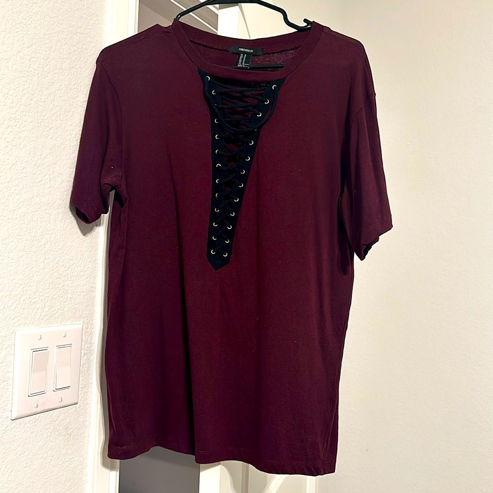Burgundy lace up tee